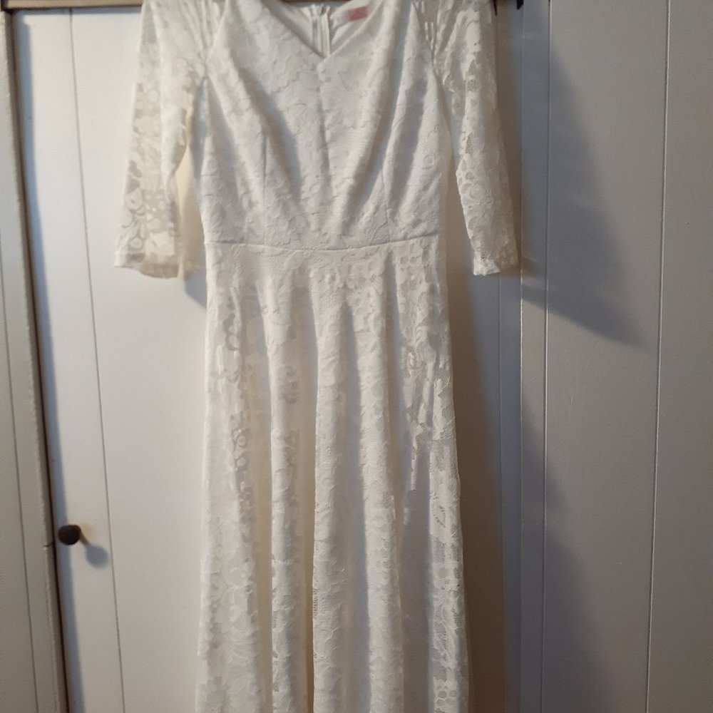 Dressystar Long-Sleeve A-Line Lace Midi Dress